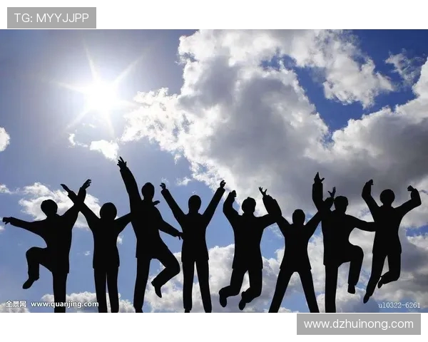 科学攀岩团队协作训练方法探索与实践提升团队默契与效率 科学攀岩团队协作训练方法探索与实践提升团队默契与效率