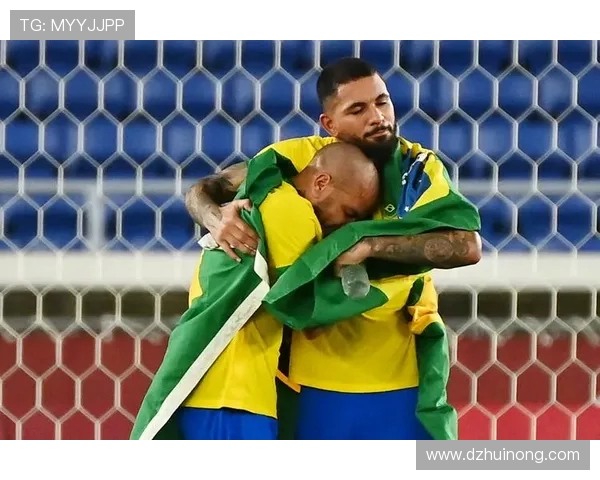 巴萨与尤文激战正酣球迷热议精彩瞬间与战术对决 巴萨与尤文激战正酣球迷热议精彩瞬间与战术对决