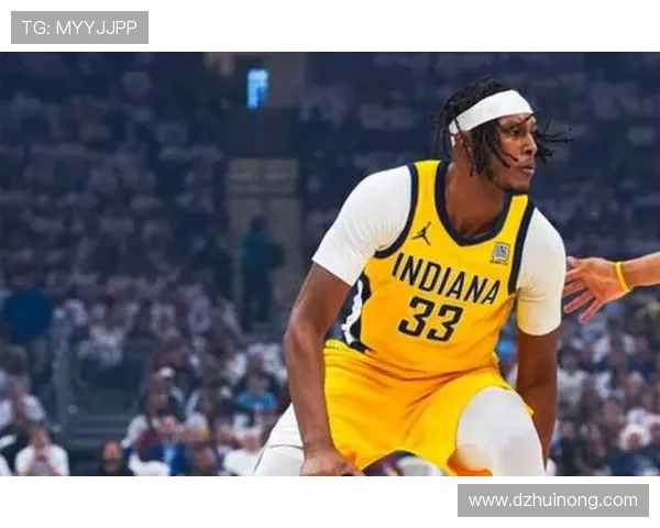 迈尔斯特纳如何在NBA赛场上展现出色防守与进攻能力的完美结合