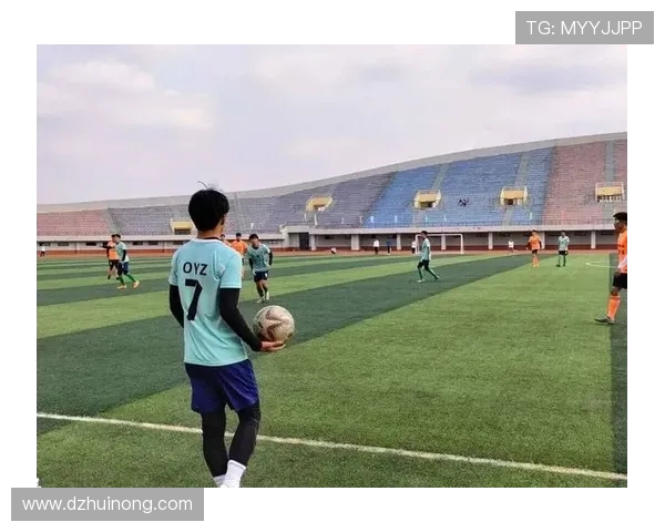 陈娜专访：从绿茵场到人生舞台的足球旅程回顾与展望